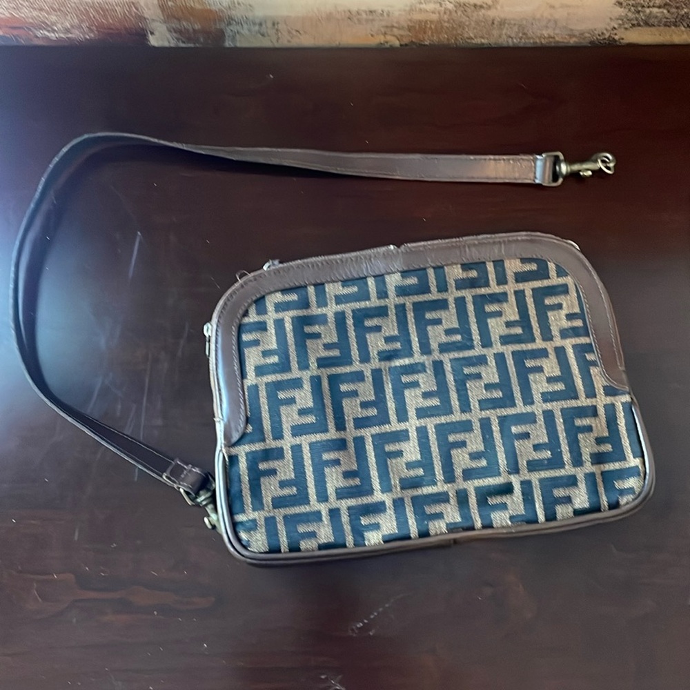 Fendi clutch with straps (needs repairs)